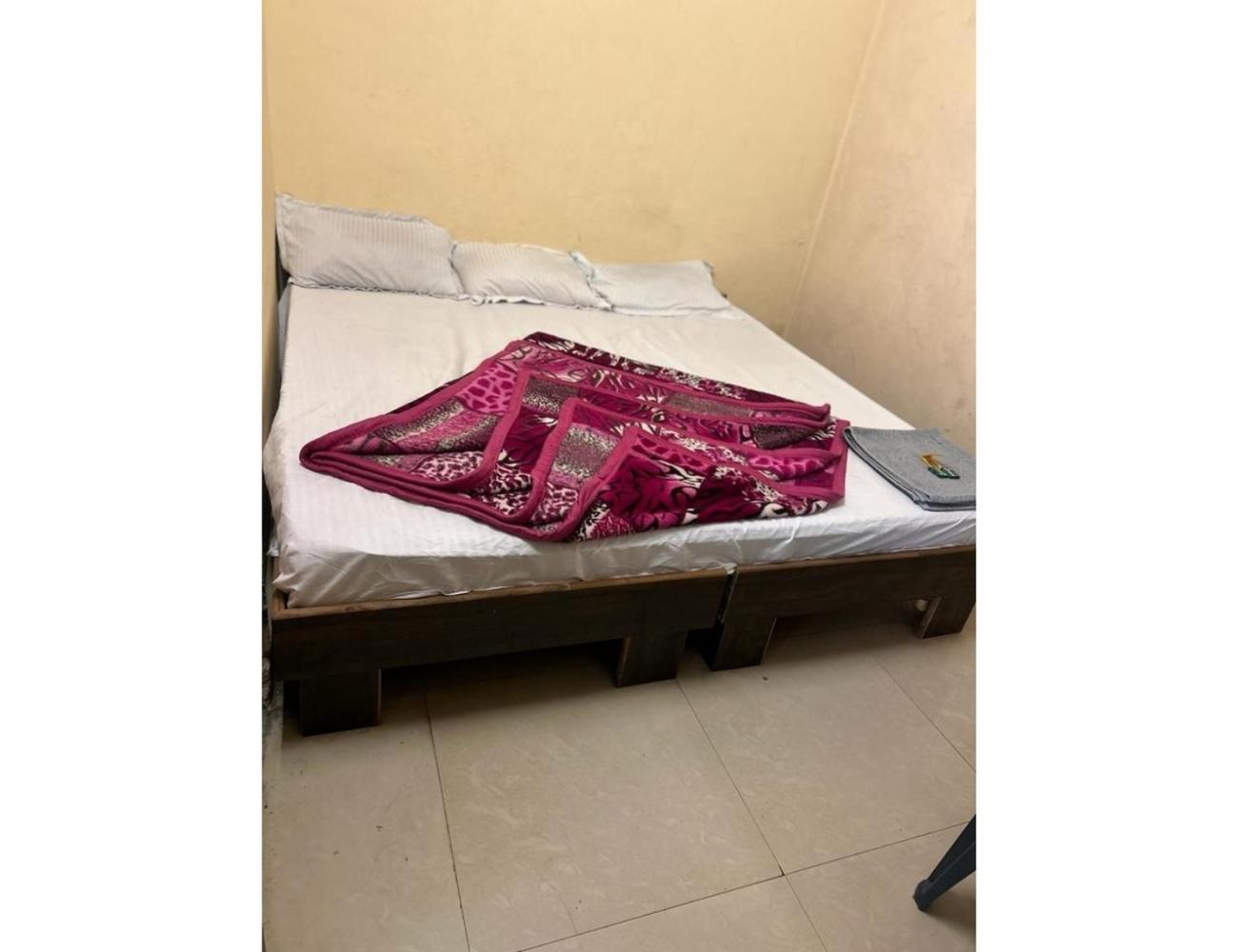 Hotel Mahakal Vishram, אויאיין מראה חיצוני תמונה