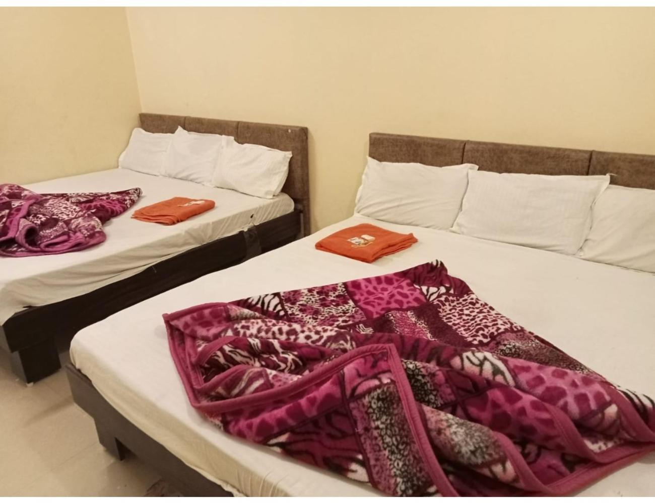 Hotel Mahakal Vishram, אויאיין מראה חיצוני תמונה