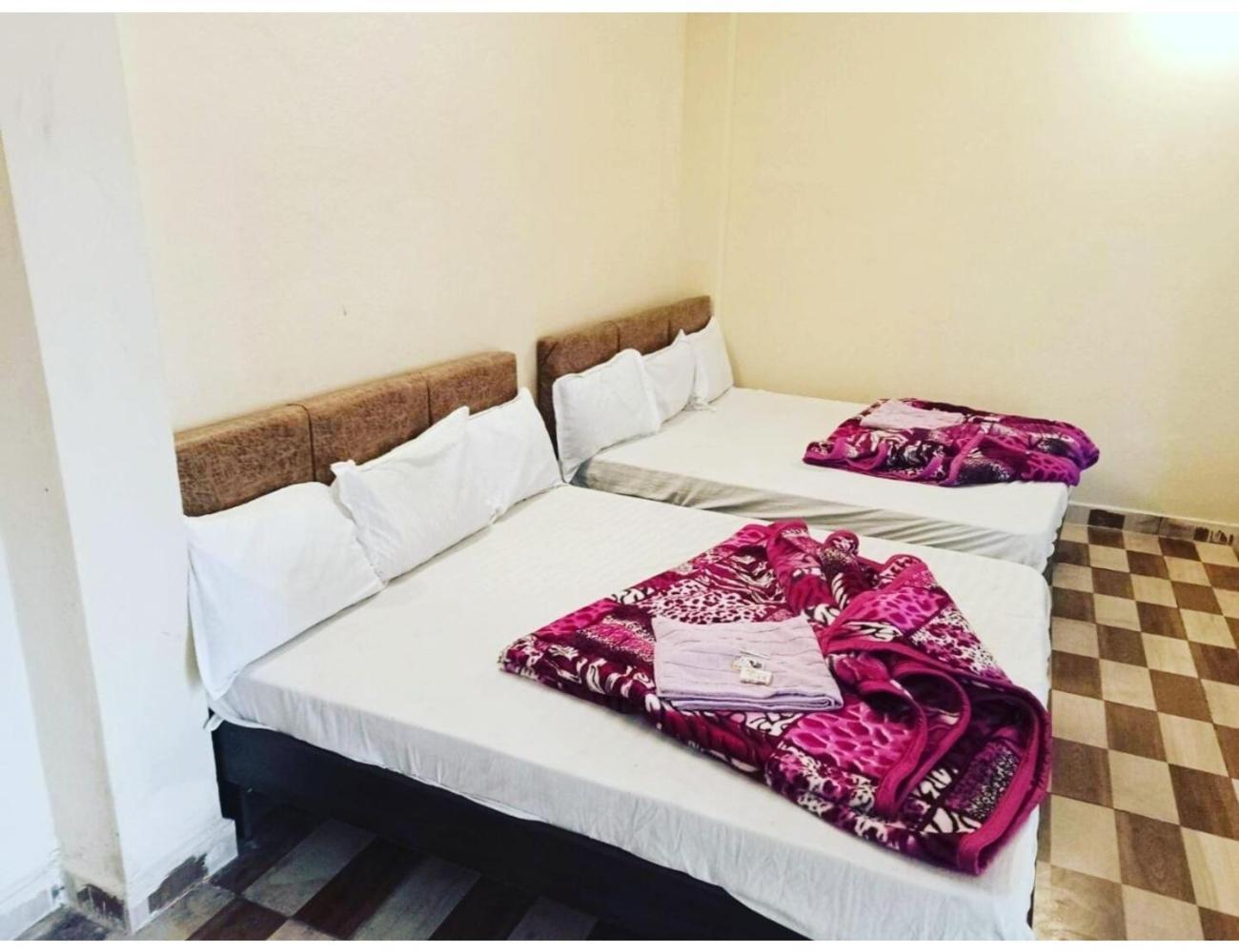 Hotel Mahakal Vishram, אויאיין מראה חיצוני תמונה